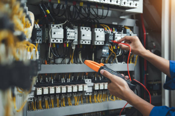 Best Circuit Breaker Repair  in Weslaco, TX